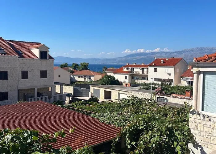 Apartamento With Parking Space Supetar, Brac - 13165 Supetar